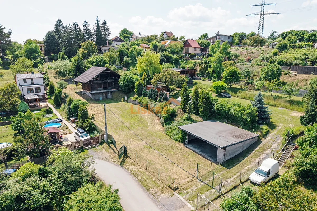 Prodej stavebního pozemku 1710 m²